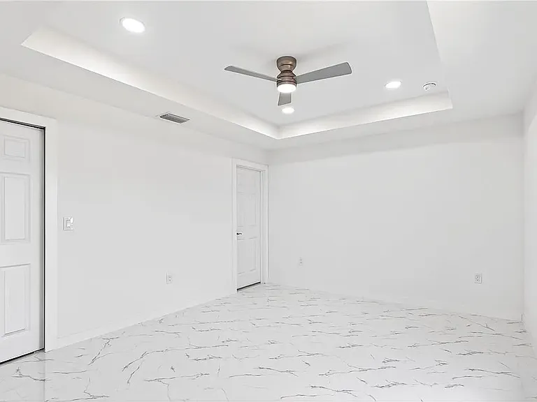 2413 Ansel Ave S — Photo 16
