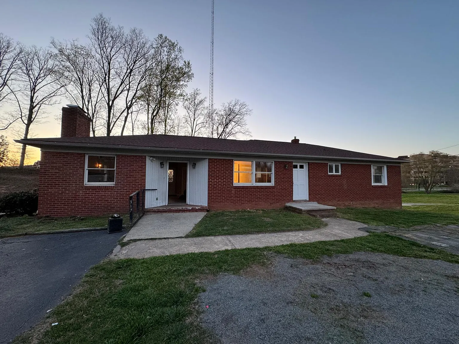 3 bed, 1486 sqft, $2,500 — Photo 1