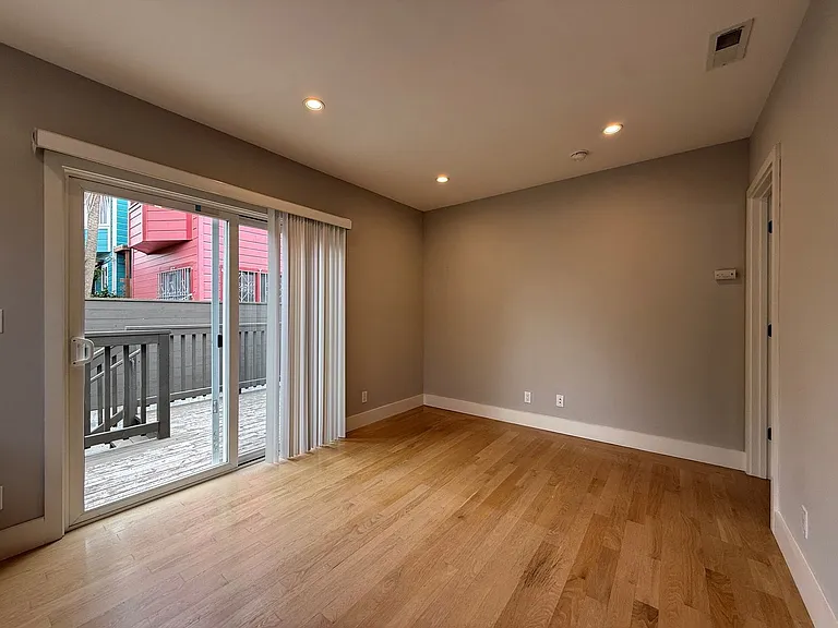 427 Huron Ave #2 — Photo 2