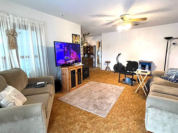 3rd image of 1006 W Tishomingo St