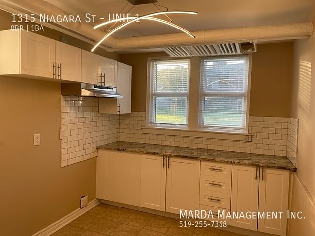 1st image of 1315 Niagara St Unit 1