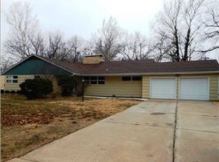 1405 Axtell Rd, Newton, KS 67114