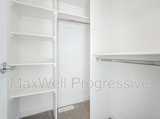 77th St NW #7803, Edmonton, AB T6C 2M1