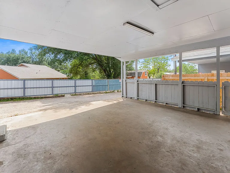 2501 Teri Rd #B — Photo 22