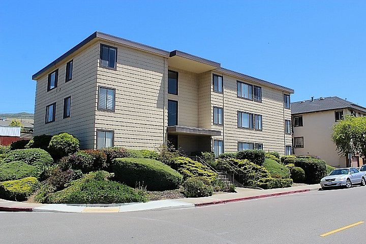 1st image of 1056 Grand Ave #203
