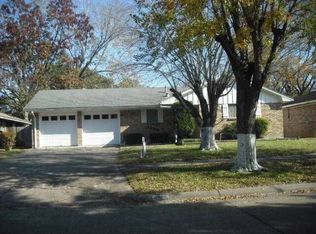 2503 Raspberry Ln, Pasadena, TX 77502