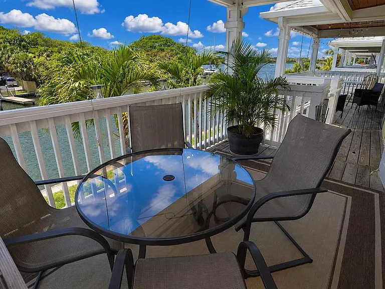 3889 Pompano Dr SE #C — Photo 37