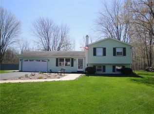 3881 Brick Schoolhouse Rd, Hamlin, NY 14464