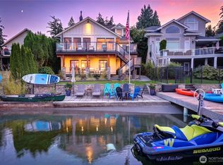 15219 W Lake Goodwin Rd, Stanwood, WA 98292