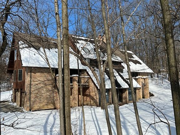 3rd image of 16714 S Ashley Ct