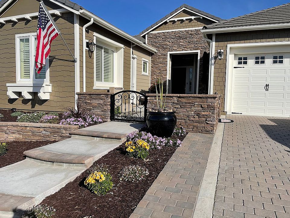 2nd image of 1124 Aidin Ct