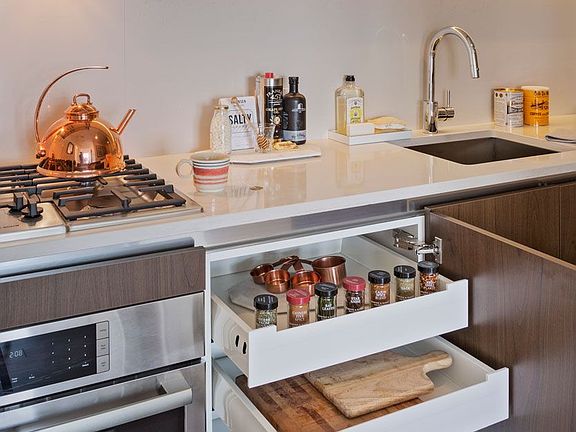 4th image of 605 W 42nd St APT 12W
