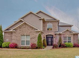 6707 Station View Dr, Owens Cross Roads, AL 35763