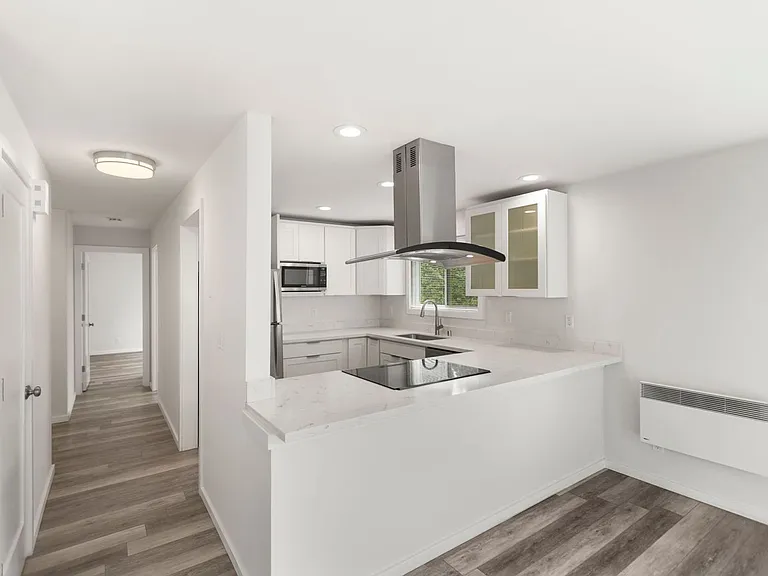 211 3rd St S — Photo 13