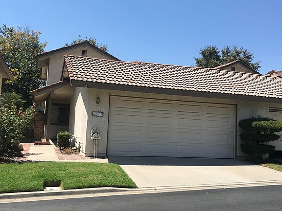 2nd image of 113 Oak Forest Cir