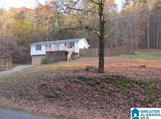 1914 Champion Rd, Oneonta, AL 35121