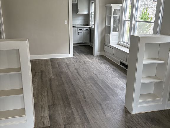 3rd image of 15317 Shiloh Rd #1
