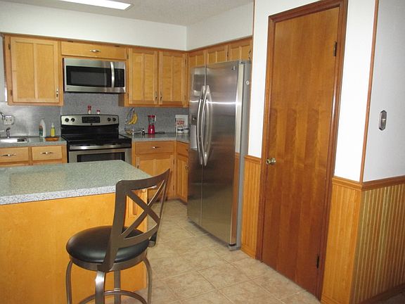 4th image of 3620 Gumwood Ave