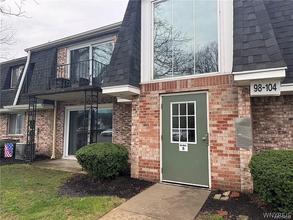 1st image of 98 Foxberry Dr S #A