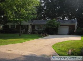108 Beechwood Dr, Yorktown, VA 23692