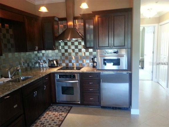 3rd image of 606 Market St APT 240