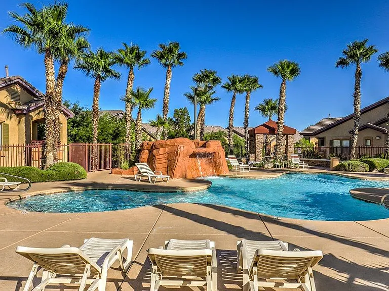 8250 N Grand Canyon Dr #1055 — Photo 9