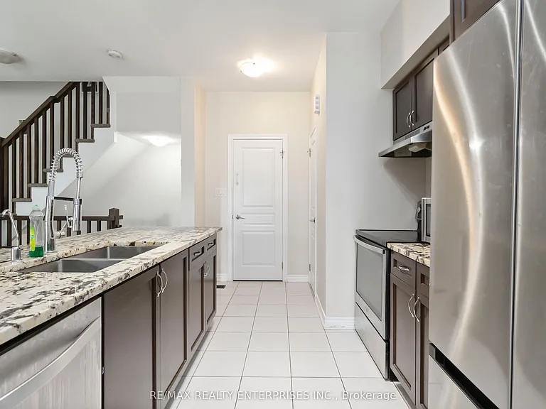 1401 Plains Rd E #93 — Photo 11