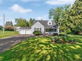 3948 Cox Rd, Barberton, OH 44203