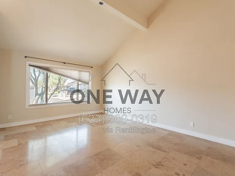 1325 W Lobo Ave — Photo 9