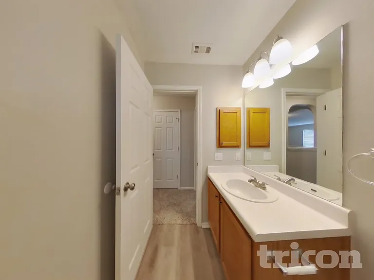 230 Crane Crest Dr — Photo 16
