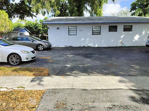 4th image of 6175 SW 48th Ct #6175