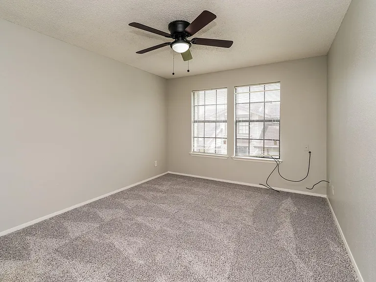 200 Pecan Dr #702 — Photo 7