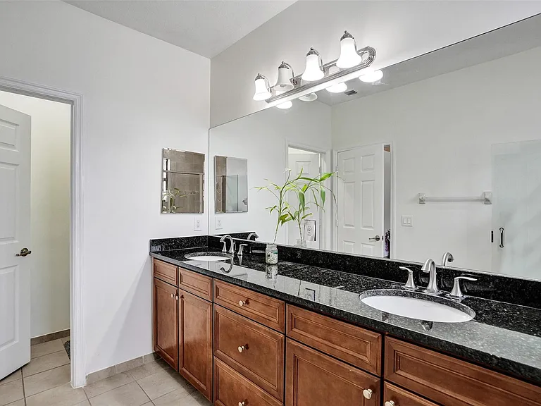 8768 NW 98th Ave #8768 — Photo 33