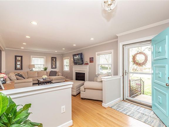 4th image of 5815 Fitzhugh Ave