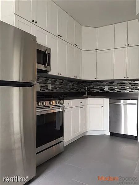 1st image of 3442 Crescent St #2