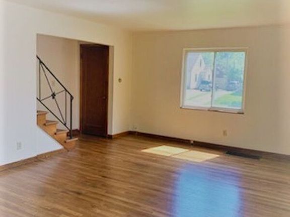 4th image of 3341 Homecroft Dr