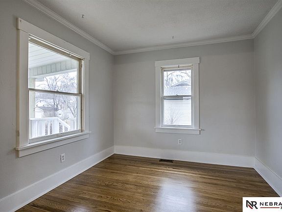 5th image of 6423 Blondo St
