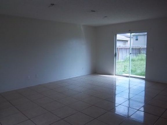 2nd image of 2242 Gary Ln