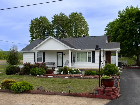 130 Elm Ln, Linden, TN 37096