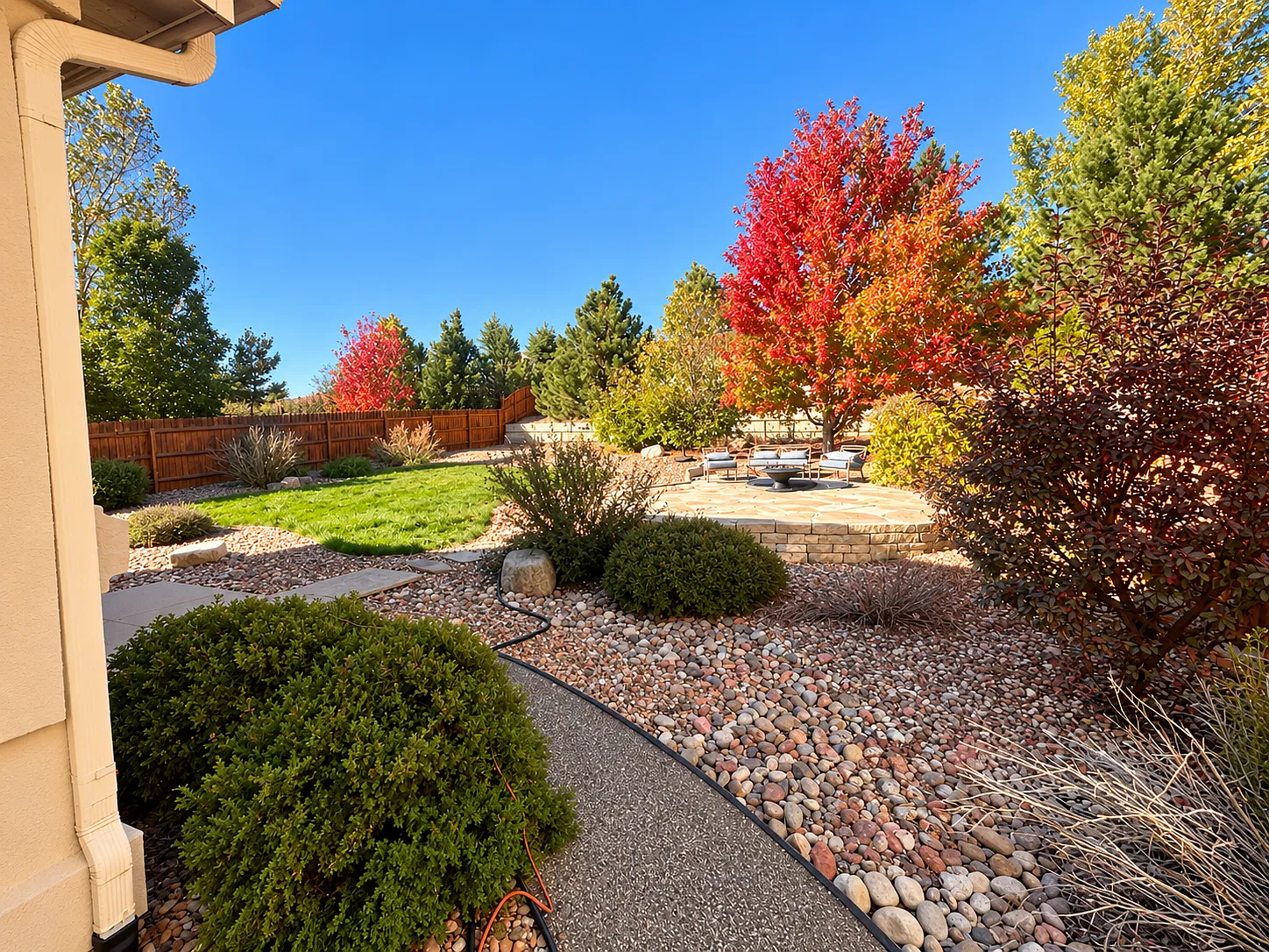 5 bed, 3823 sqft, $3,300 — Photo 3