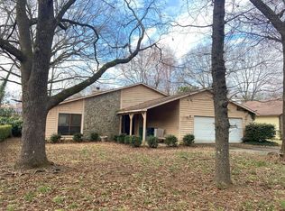 6323 Woodbridge Rd, Charlotte, NC 28227