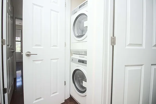 Rented by New Amsterdam Realty Group | media 19