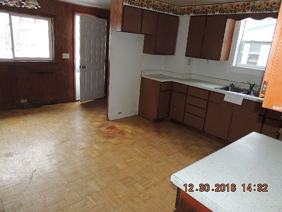3rd image of 515 Maple Street #1 & 2