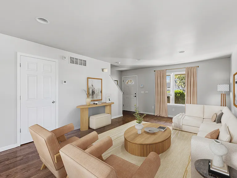 506 Fisher Pl — Photo 4