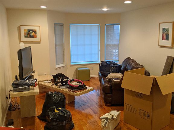2nd image of 15 Mohegan Ave #B