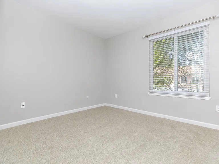 54 Quay Ct — Photo 120