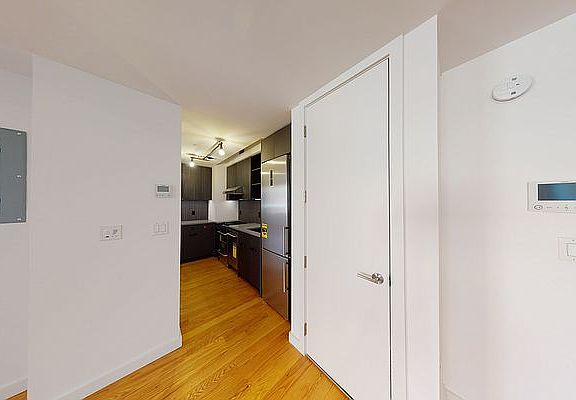 3rd image of 54 Noll St APT 628