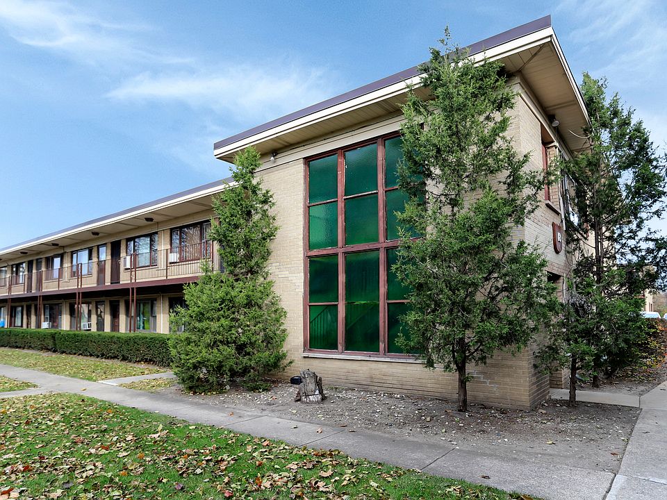 1st image of 18 King Arthur Ct APT 20