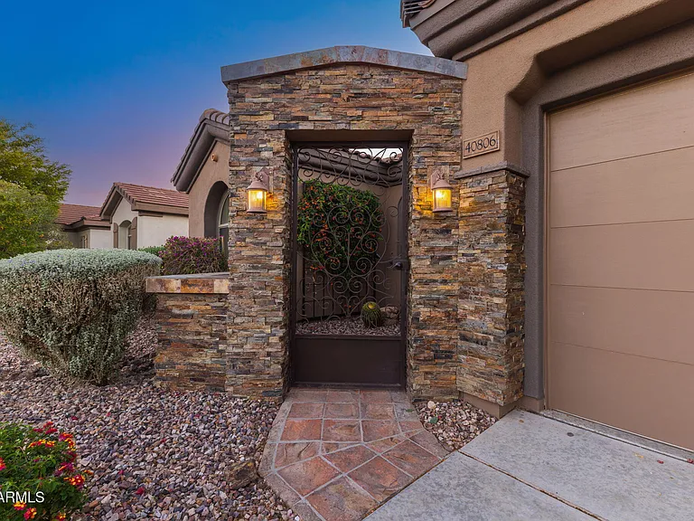 40806 N Lytham Ct — Photo 42