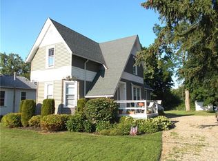 9 Lincoln Ave, Silver Creek, NY 14136
